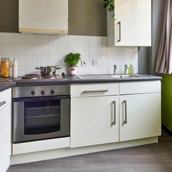 Studio Basic - Image 5