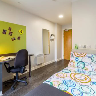 Premium En Suite - Image 1