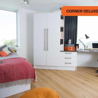 Penthouse Large Deluxe Studio - Image 6