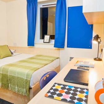 Ensuite Classic - Image 1