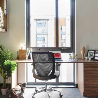 Flat One Bed Platinum - Image 3