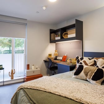 12 Bed En-Suite - Image 1