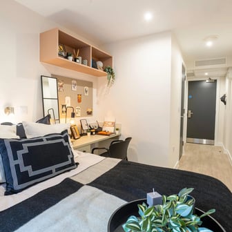 Premium Ensuite (Floors 1-12) - Image 1