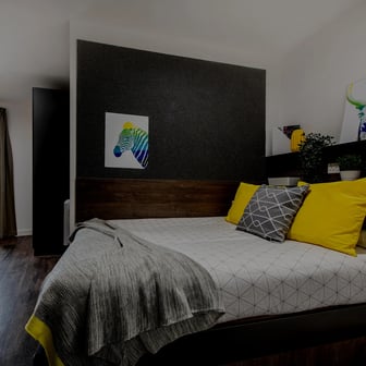 Premium En Suite - Image 1