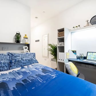 Premium En Suite - Image 2