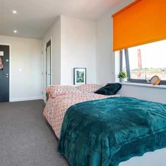 6 Bed Large Premium En-suite - Image 1