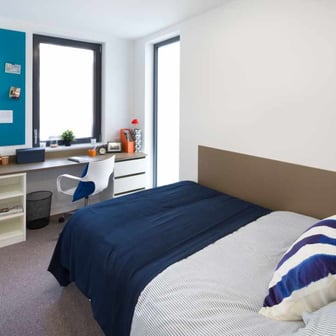 3 Bed Apartment - Image 1