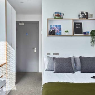 Ensuite Bronze - Image 1