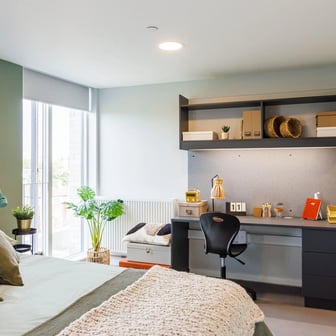 Luxury Studio - Image 1