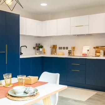 Classic En-suite - Image 6