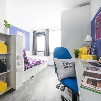 Deluxe En Suite - Image 1