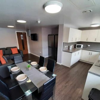 6 Bed Cluster En-suite - Image 3