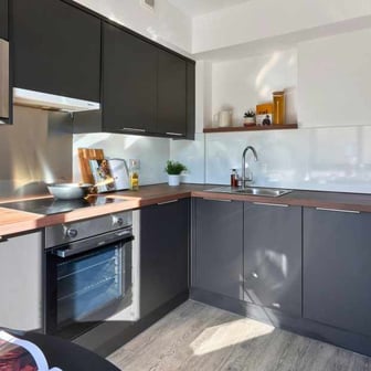 Flat One Bed Platinum - Image 6