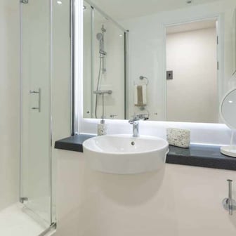 Ensuite Classic 6 Bed Upper Floor - Image 6