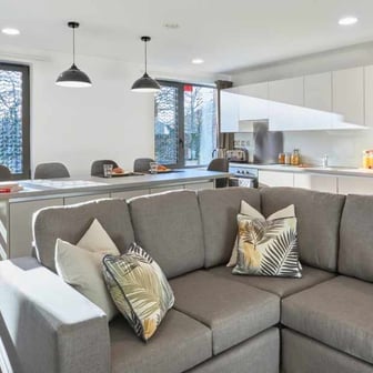 Ensuite Silver - Image 5