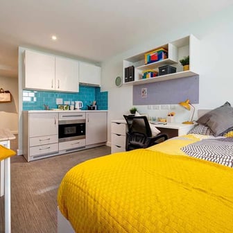 Premium Studio - Image 1