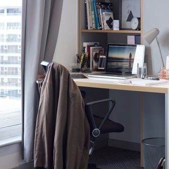 Studio Platinum Deluxe (balcony) - Image 4