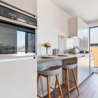 Studio Platinum Plus - Image 2