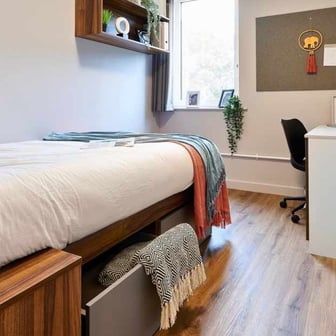 Ensuite Silver - Image 3
