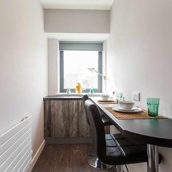 Silver Ensuite - Image 8