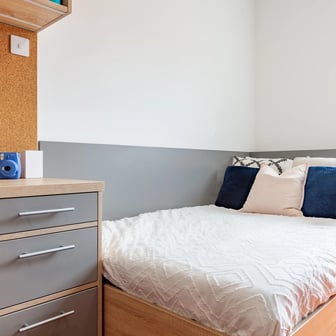 Premium Studio - Image 3