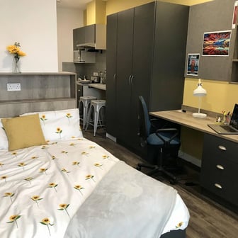 Premium Studio - Image 2