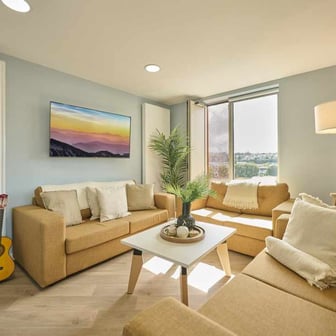 Silver Ensuite - Image 6