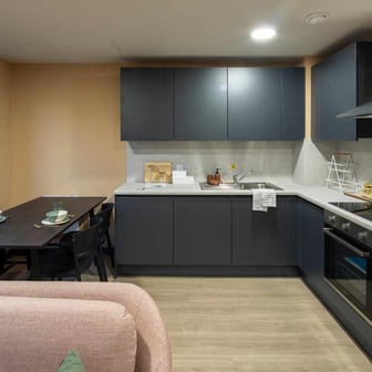 Standard Plus En-suite - Image 1