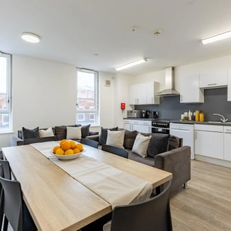 Premium En Suite - Image 5