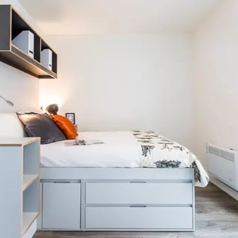 Platinum Ensuite - Image 1