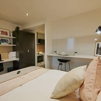 Gold Studio - Image 2