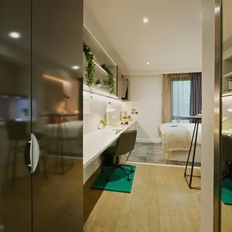 Platinum Plus Studio - Image 1