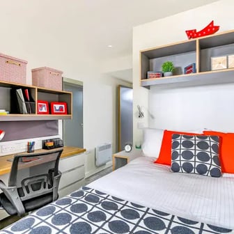 Bronze Ensuite - Image 1