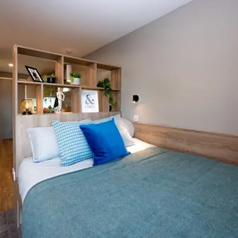 Gold Studio - Image 1