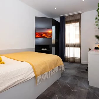 Platinum Ensuite - Image 3