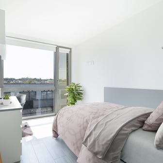 Gold En Suite - Image 3