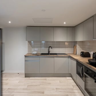 Bronze Ensuite - Image 2