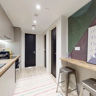 3 Bed Apartment - Image 2