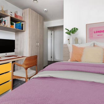 Platinum Ensuite - Image 1