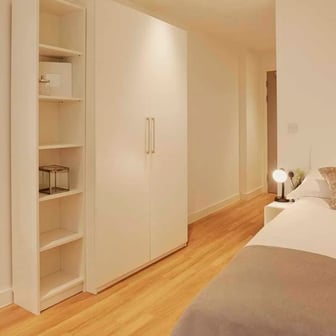 Silver Studio - Image 1