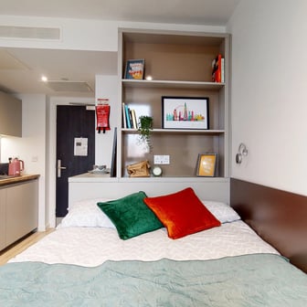 Gold Studio - Image 5