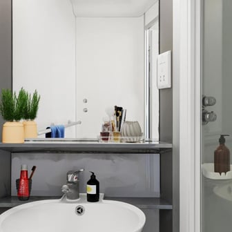Silver En Suite - Image 4