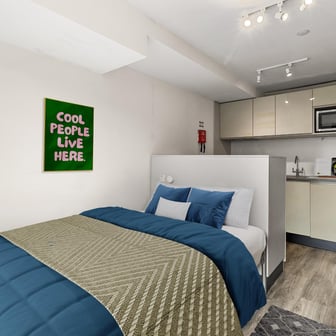 Platinum Studio - Image 1