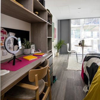 Platinum Studio - Image 3