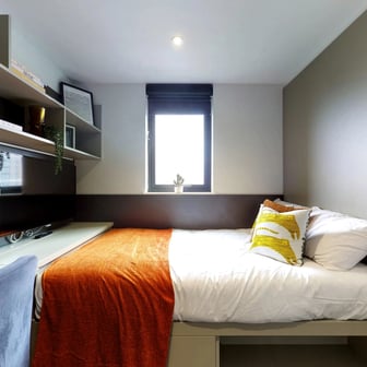 Silver Studio - Image 2