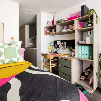 Platinum Studio - Image 1