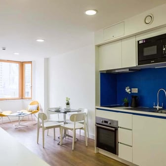 Bronze En Suite - Image 3