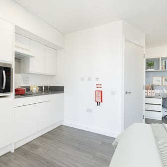 Platinum Studio - Image 5