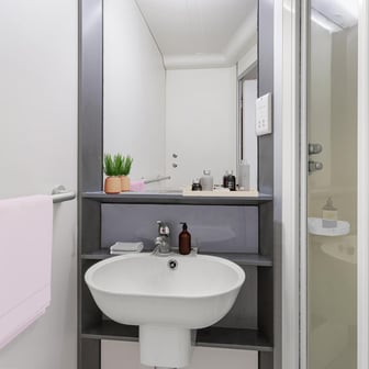 Bronze En suite - Image 4