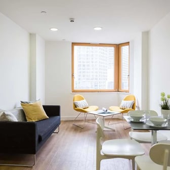 Silver En Suite - Image 3